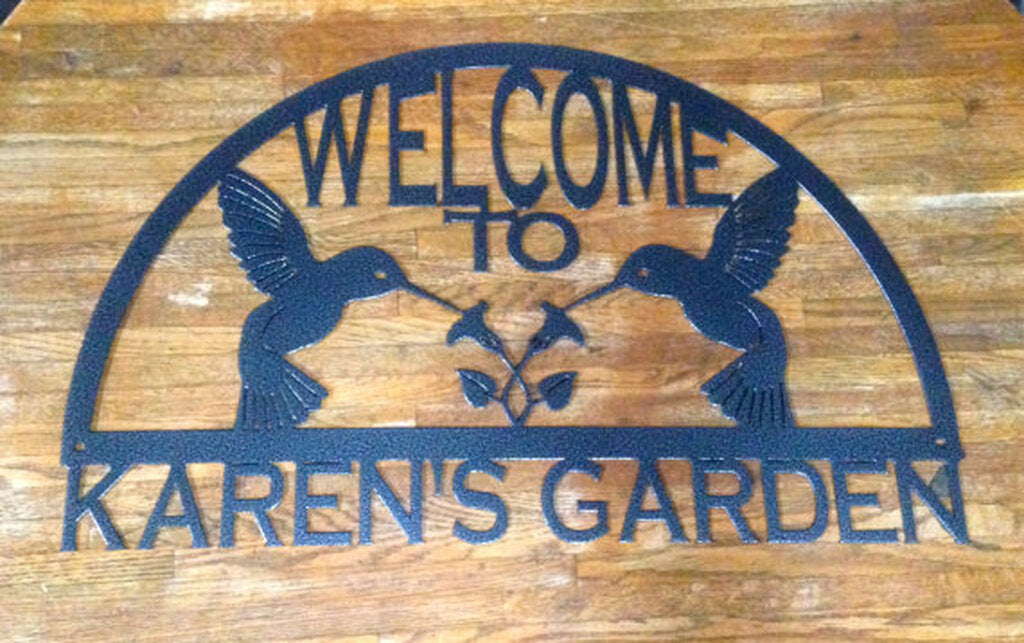 YMskins Personalized Welcome Sign with Hummingbird Garden Metal Wall Art