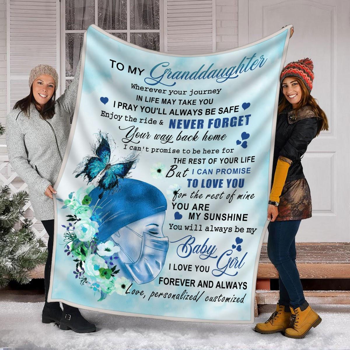Blanket To My Granddaughter Nurse - DucG